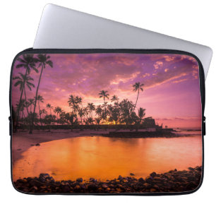 Rosaroter Sonnenuntergang am Hawaii-Strand Laptopschutzhülle