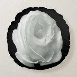 Rose auf schwarzem Hintergrund Rundes Kissen