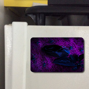 Rose aus schwarzem Material, Schwarze Spinnen Magnet