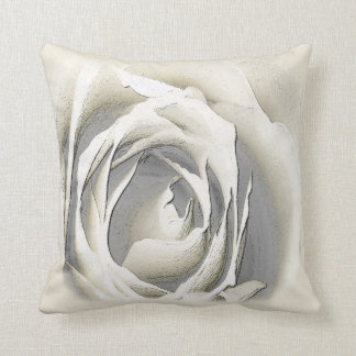 Rose blanc, coussin