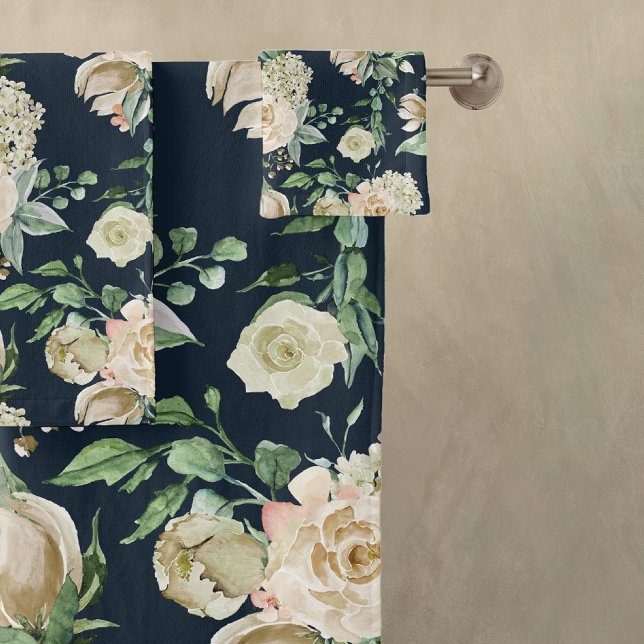 Rose blanche romantique et fleurs d'Hydrangée (Créateur téléchargé)