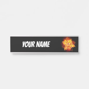 Rose des blühenden Feuers Türschild