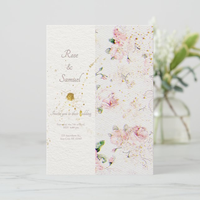 Rose Floral Elegantes Papier Texturierte Hochzeit Einladung (Stehend Vorderseite)
