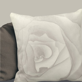 Rose für künstlerische Makros | Creme und Taupe Kissen
