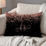Rose Gold Blush Pink Glitter Glam Monogram Name Dekokissen<br><div class="desc">Glam Rose Gold Glitter Elegant Monogram Accent Pillow. Easily personalize this trendy chic accent pillow design featuring elegant rose gold sparkling glitter on a black background. The design features your handwritten script monogram with pretty swirls and your name.</div>
