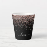 Rose Gold Blush Pink Glitzer Script Monogram Girl Milchtasse<br><div class="desc">Schwarz und Rose Gold - Schwarz Pink Sparkle Glitzer Script Monogram Name Latte Coffee Cup Tasse. Das macht den perfekten 16 Geburtstag, Hochzeit, Brautparty, Jubiläum, Babydusche oder Junggeselinnen-Abschied Geschenk für jemanden, der Lieben glamourösen Luxus und schicke Stile.</div>