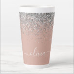 Rose Gold Blush Pink Silber Glitzer Monogramm Milchtasse<br><div class="desc">Rose Gold - Schwarz Rosa und Silber Imitate Foil metallische Sparkle Glitzer Script Monogram Name Latte Coffee Cup Tasse. Das macht den perfekten 16 Geburtstag,  Hochzeit,  Brautparty,  Jubiläum,  Babydusche oder Junggeselinnen-Abschied Geschenk für jemanden,  der Lieben glamourösen Luxus und schicke Stile.</div>