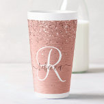 Rose Gold Brushed Metal Glitzer Monogram Name Milchtasse<br><div class="desc">Dieses schicke Design aus latter Tasse mit hübscher Rose,  glänzender Imitat-Glitzer auf einer Rose mit goldgebürstetem metallischem Hintergrund ist einfach zu personalisieren.</div>