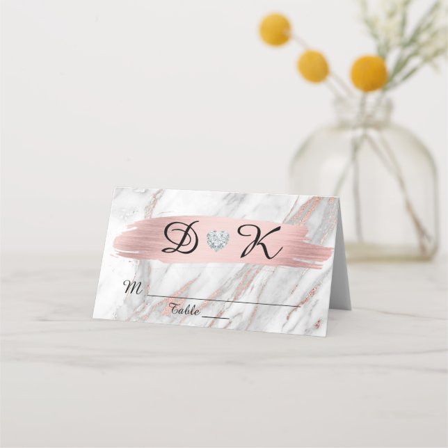 Rose Gold Foil Gray Marble Monogram Heart Wedding Platzkarte (Vorderseite)