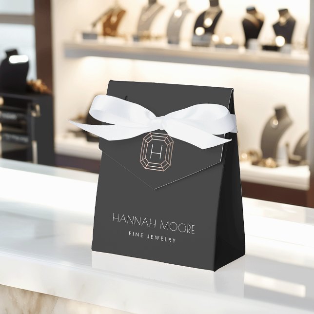 Rose Gold Gemstone Monogram Designer Box Geschenkschachtel (Von Creator hochgeladen)