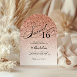 Rose Gold Glam Glitzer Arched Sweet 16 Einladung<br><div class="desc">Diese schöne Einladung enthält Imitate Rose Gold Glitzer und Ihren eigenen Text. Verwenden Sie die Vorlage,  um Ihre Informationen hinzuzufügen. Ändern Sie den Schriftart oder fügen Sie mithilfe der Funktion Anpassen.</div>
