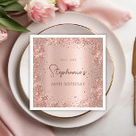 Rose Gold Glitzer Foil 30th Birthday Monogram Serviette<br><div class="desc">Eleganter moderner Sparkle Rose Gold Glitzer metallische Personalisiert Monogram Name 30. (oder JEDES Alter) Geburtstagsparty Papier Napkins. Dieses Girly Adult feminine DRITTTIETH Geburtstags-Party-Design mit einem Monogram-Namen in einem stilvollen handgeschriebenen Kalligraphie-Skript und Datum und Alter auf rot rosa oder Rose Gold Imitate gebürstete metallische Folie Hintergrund mit lockeren Glam Glitzer Rahmen....</div>