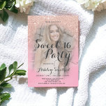 Rose Gold Glitzer Rosa Aquarell Foto Sweet 16 Einladung<br><div class="desc">Moderne,  hübsche Imitate Rose Gold Glitzer Dusche ombre mit pastellrosa Aquarellblume Sweet 16 Geburtstagsfeier Einladung mit Ihrem individuellen Foto mit Rose goldenen ombre Muster verblassen auf einem rosa Aquarell Hintergrund. Perfekt für eine Prinzessin 16 . Geburtstag,  perfekt für sie,  die modische,  die moderne Muster und Glanz Liebe</div>