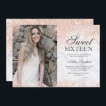 Rose Gold Glitzer weißes Marmor Foto Süß 16 Einladung<br><div class="desc">Ein modernes,  einfaches Rose Gold Glitzer Glitzern stilvoll auf weißem Marmor 16 . Geburtstag Geburtstagsfeier Einladung,  fügen Sie Ihr Bild .</div>
