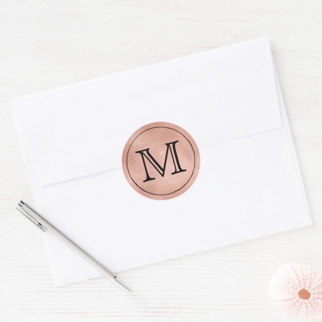 Rose Gold Lace Black Monogram Letter Runder Aufkleber (Umschlag)