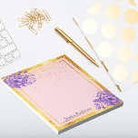 Rose Gold lila Floralname Notizblock<br><div class="desc">Trendy und glamourös mit eleganter Rose Gold, rosa Hintergrund. Mit einem rustikalen Goldrahmen aus Imitaten und trendigen violetten und lila, wasserfarbenen Blume. Vorlage für Ihren Namen lila Buchstaben in einem handgeschriebenen Stil.</div>