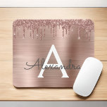 Rose Gold - Rosa Rosa Glitzer Metal Monogramm Name Mousepad<br><div class="desc">Rose Gold - Schwarz rosa Imitate Foil Metallic Sparkle Glitzer gebürstete Metal Monogram Name und Initial Mousepad (Mauspad). Das macht den perfekten 16 Geburtstag,  Hochzeit,  Brautparty,  Jubiläum,  Babydusche oder Junggeselinnen-Abschied Geschenk für jemanden,  der Lieben glamourösen Luxus und schicke Stile.</div>