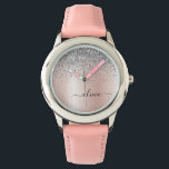 Rose Gold - Rosa Rosa Glitzer Silber Monogramm Armbanduhr<br><div class="desc">Rose Gold - Rosa- und Silberne Imitate Foil metallic Sparkle Glitzer gebürstete Metal Monogram Name Watch. Das macht den perfekten 16 Geburtstag,  Hochzeit,  Brautparty,  Jubiläum,  Babydusche oder Junggeselinnen-Abschied Geschenk für jemanden,  der Lieben glamourösen Luxus und schicke Stile.</div>