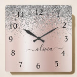 Rose Gold - Schwarz Rosa Silber Glitzer Monogramm Quadratische Wanduhr<br><div class="desc">Rose Gold - Rosa- und Silberne Imitate Foil metallic sparkle Glitzer gebürstete Metal Monogram Name Clock. Das macht den perfekten 16 Geburtstag,  Hochzeit,  Brautparty,  Jubiläum,  Babydusche oder Junggeselinnen-Abschied Geschenk für jemanden,  der Lieben glamourösen Luxus und schicke Stile.</div>