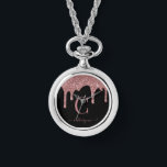 Rose Gold Sparkle Glitzer Tropfen Monogramm Armbanduhr<br><div class="desc">Girly Rose Gold Sparkle Glitzer Tropfen Monogram Watch Necklace mit Mode Imitate rot Rosa/Rose Gold Glitzer Tropfen auf einem schicken schwarzen Hintergrund mit Ihrem eigenen Monogramm und Namen. Bitte kontaktieren Sie uns unter cedarandstring@gmail.com ,  wenn Sie Hilfe beim Design oder den passenden Produkten benötigen.</div>