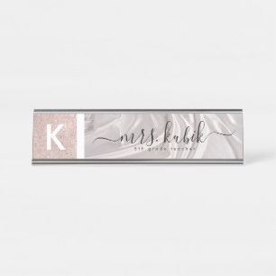 Rose Gold und Satin Personalisierter Schreibtisch Schreibtischnamensplakette