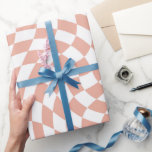 Rose Gold Wedding Collection Karo überprüft Geschenkpapier<br><div class="desc">Moderne böhmische Rose Gold Thema Brautfeier Produkte. Evergreen Retro trendige Karos Design, verschleierte Schachbrettmuster Teller in eleganten und schicken Rose Gold und Weiß.</div>