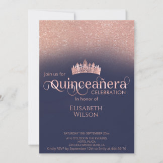 Rose Goldglitterie Tiara Kalligrafie Quinceañera Einladung