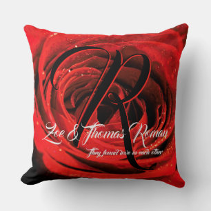 Rose humide monogramme personnel grand coussin