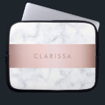 Rose mit goldenen Imitaten aus weißem Marmor Laptopschutzhülle<br><div class="desc">Stilvolles und modernes Design mit weißem Marmor aus Imitat und Imitaten Rose Goldstreifen.</div>