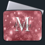 Rose Pink Bokeh Moderne Monogram Sparkle Laptopschutzhülle<br><div class="desc">Dieser Laptop-Hülle hat einen Hintergrund von Rose rosa Bukett Funkeln. Einfach und modern. Füllen Sie es mit einem personalisierten Monogramm und Namen aus. Erstellt von der einfachen Farmhouse Press.</div>