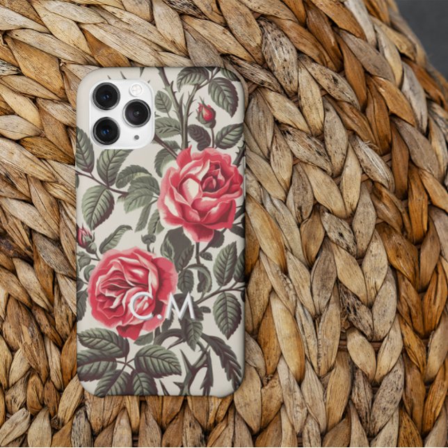 Rose Reverie Monogram iPhone Case 15 Pro Hülle (Von Creator hochgeladen)