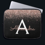 Rose Rosa Rosa Glitzer und Sparklogramm Laptopschutzhülle<br><div class="desc">Rose Gold - Rosa- und Schwarz-Imitat Glitzer und sparkle elegante Monogram Case. Dieser Fall kann so angepasst werden,  dass er Ihren Anfangs- und Vornamen enthält.</div>