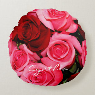 Rose, rosa und rotes Kissen mit rotem und rotem Ki