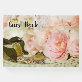 Rose rose et bijoux Joli livre d'hôtes Vintage