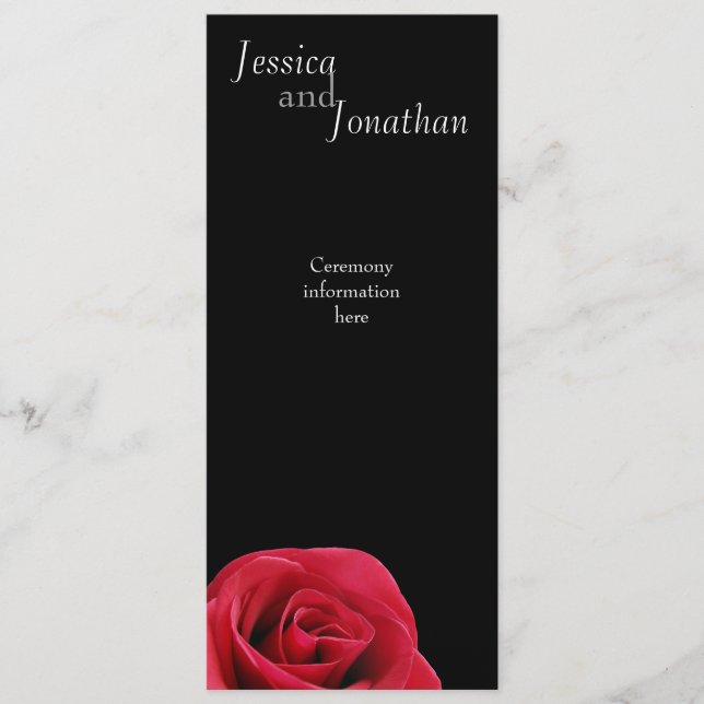 Rose rouge sur carte de programme noire (Devant)