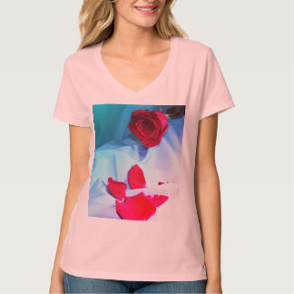 Rose und Petalen T-Shirt