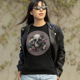 Rose und Schmetterlinge im texturierten Mauve T-Shirt