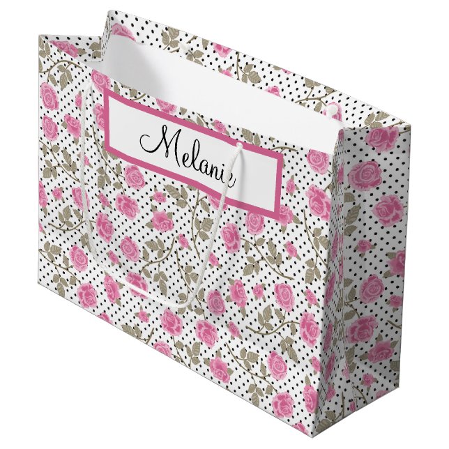 Rose und schwarze Polka-Punkte Große Geschenktüte (Vorderseite Schrägansicht)