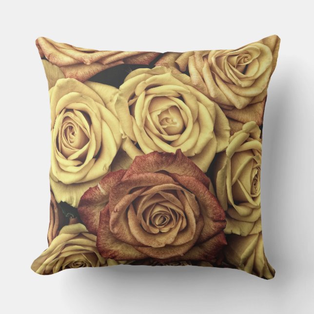 Rosenblumenthrow-Kissen 20" x 20" Kissen Für Draußen (Vorderseite)