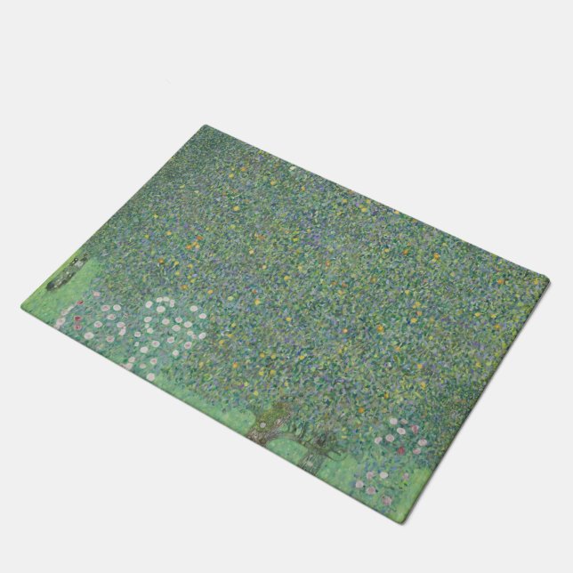 Rosenbüsche unter den Bäumen - Gustav Klimt Fußmatte (Schrägansicht)