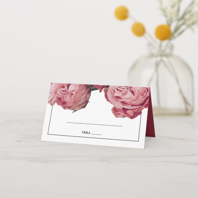 Rosenrosen Hochzeitsstimmung in eleganten Platzkar Platzkarte (Vorderseite)
