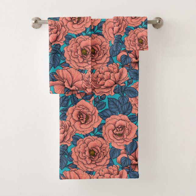 Rosenrosen mit blauen Blätter auf blau Badhandtuch Set (Insitu)