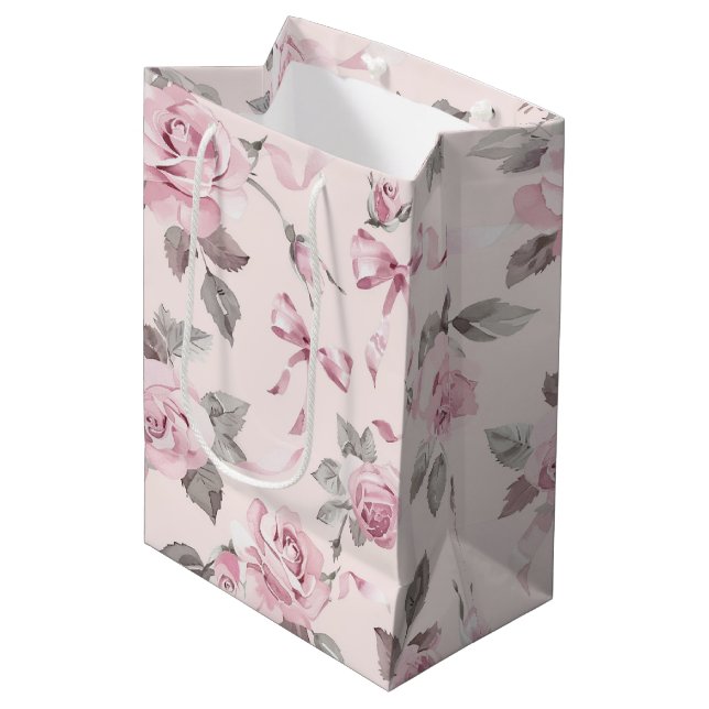 Roses & Bows Blues Brautparty Mittlere Geschenktüte (Vorderseite Schrägansicht)