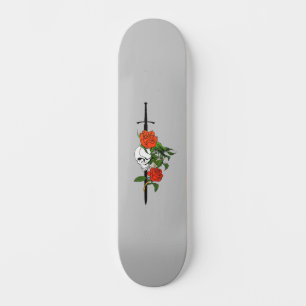 Roses de crâne et plateau de skateboard d'épée