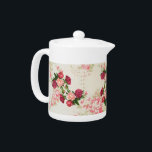Roses Teapot<br><div class="desc">Dieser Teekessel in Rosen eignet sich ideal für eine Küche oder ein Shabby Chic. Macht eine tolle Geschenkidee!</div>