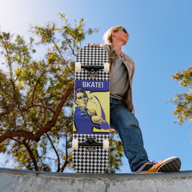 ROSIE THE RIVETER GFILS SKATEBOARD DECK (Extérieur 1)