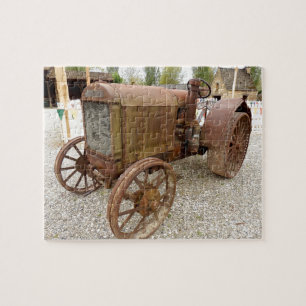 Rostiges Vintage-Traktoren-Puzzle