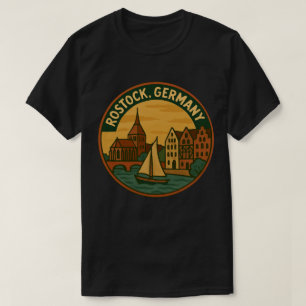 Rostock Deutschland Segelboot Kunst T-Shirt