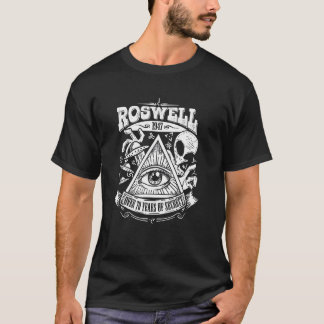 Roswell Alien Crash-Geschenk für einen alten Astro T-Shirt