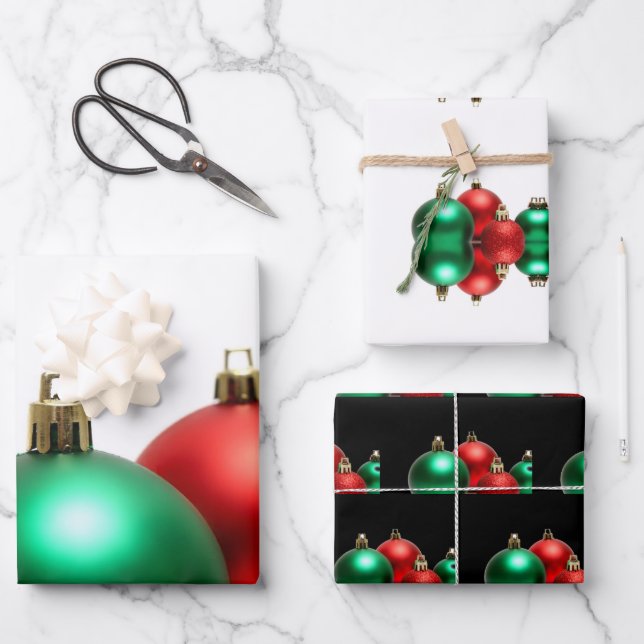 Rot + Grüne Weihnachtsschmuck Geschenkpapier Set (Vorderseite)